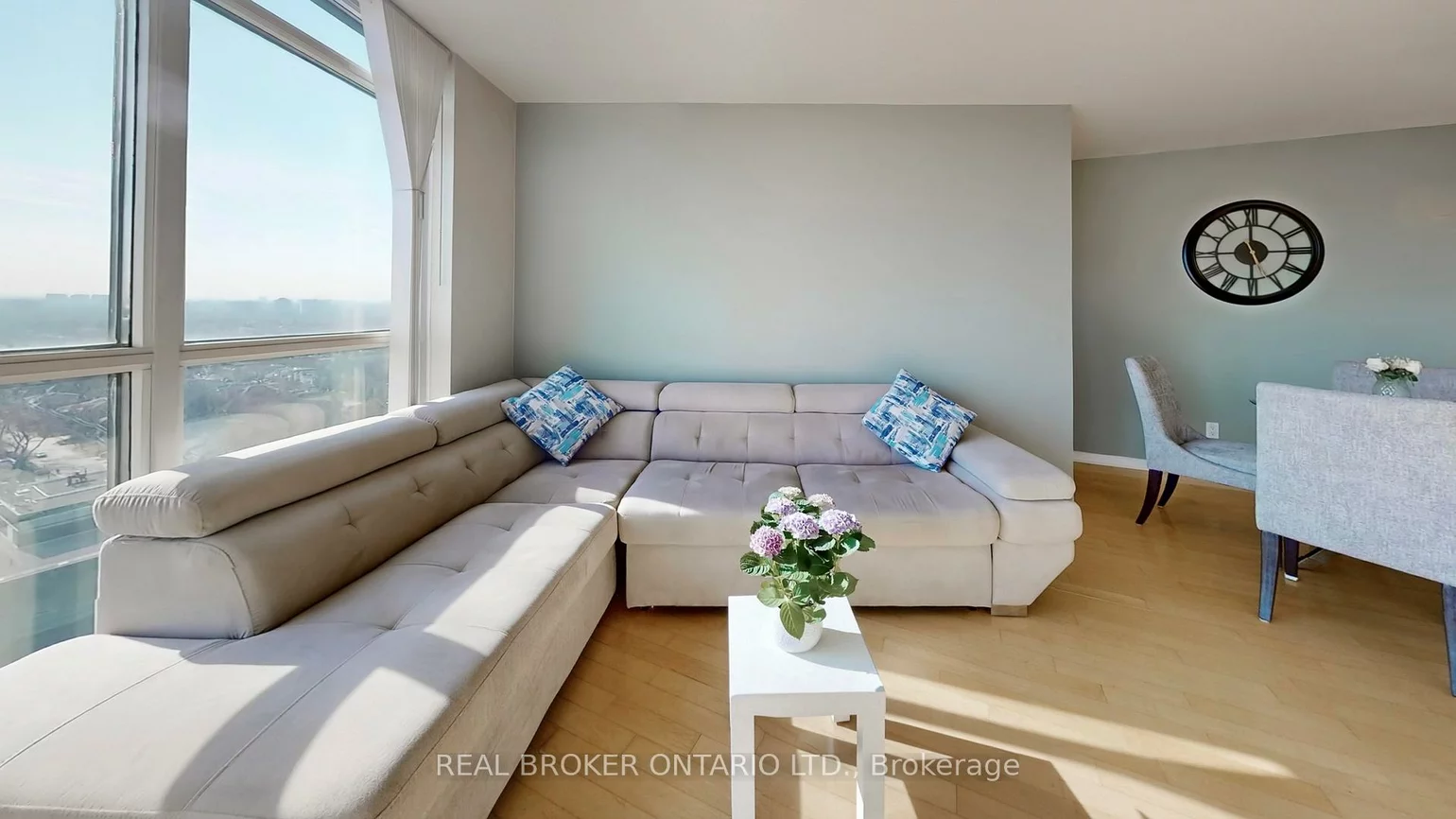 30, Harrison Garden, Willowdale East, Toronto