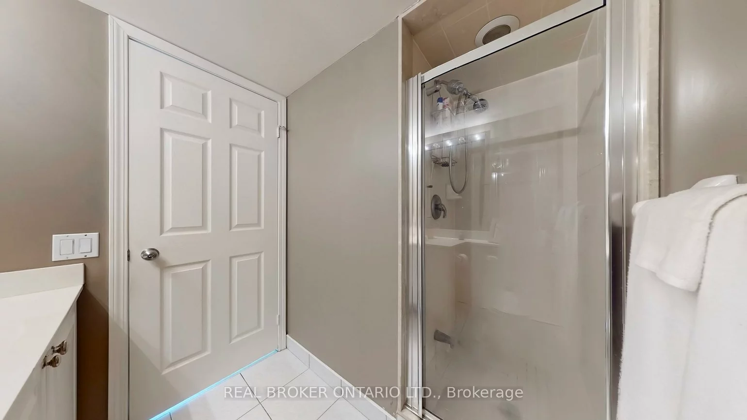 30, Harrison Garden, Willowdale East, Toronto