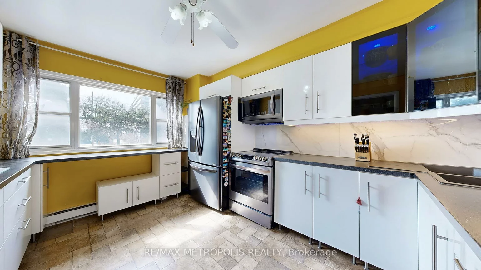 13, Candy Court, Newtonbrook West, Toronto