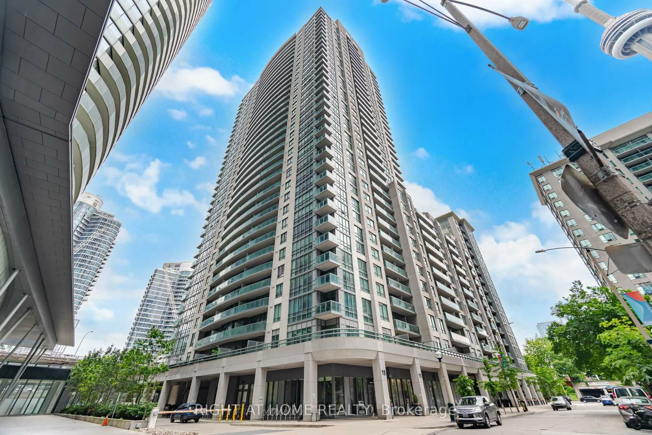 19, Grand Trunk, Waterfront Communities C1, Toronto