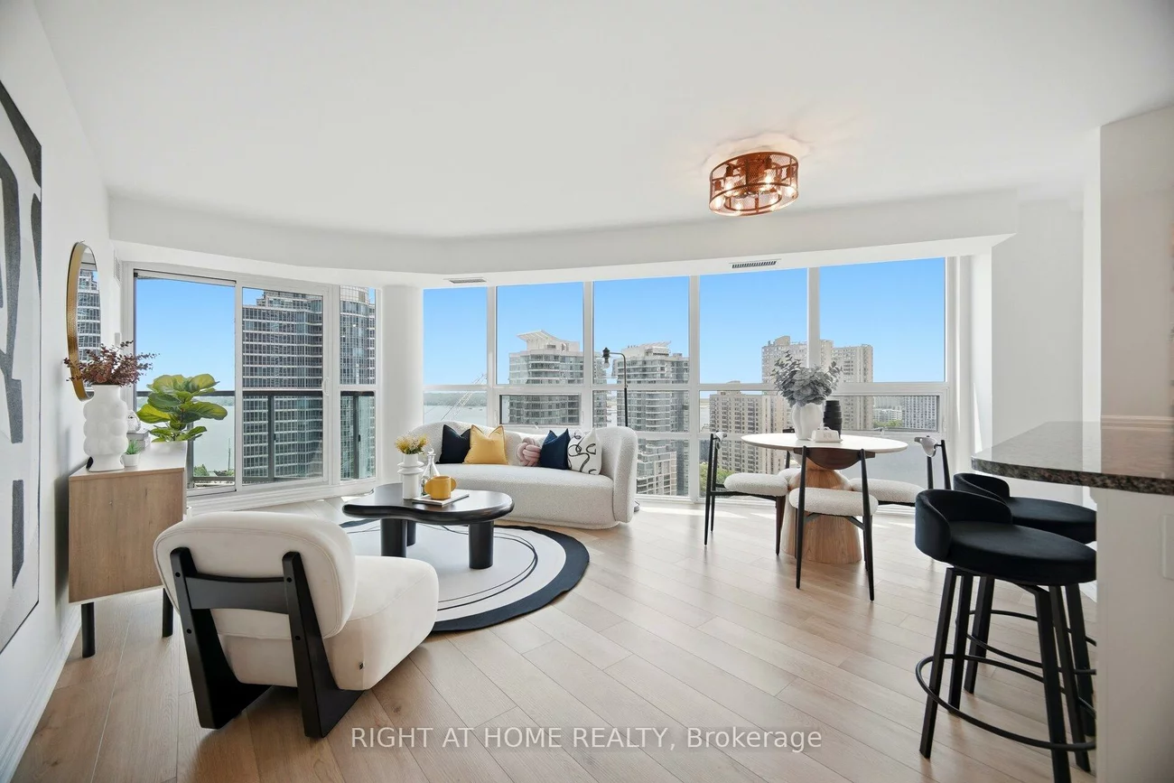 19, Grand Trunk, Waterfront Communities C1, Toronto