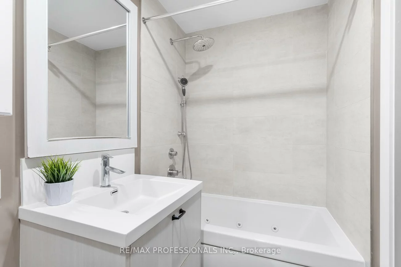 38, Cameron, Kensington-Chinatown, Toronto