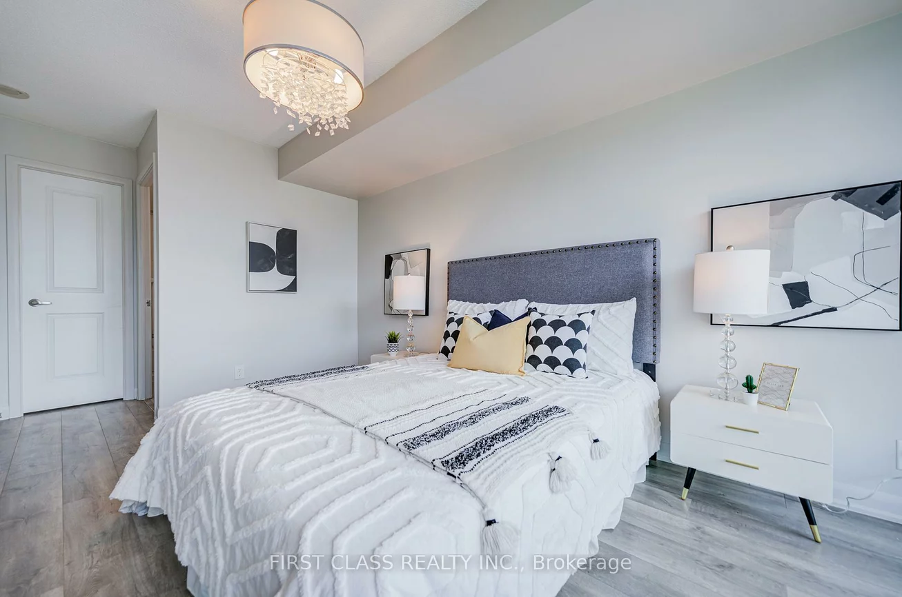 17, Anndale, Willowdale East, Toronto