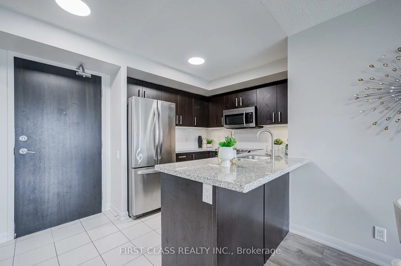 17, Anndale, Willowdale East, Toronto