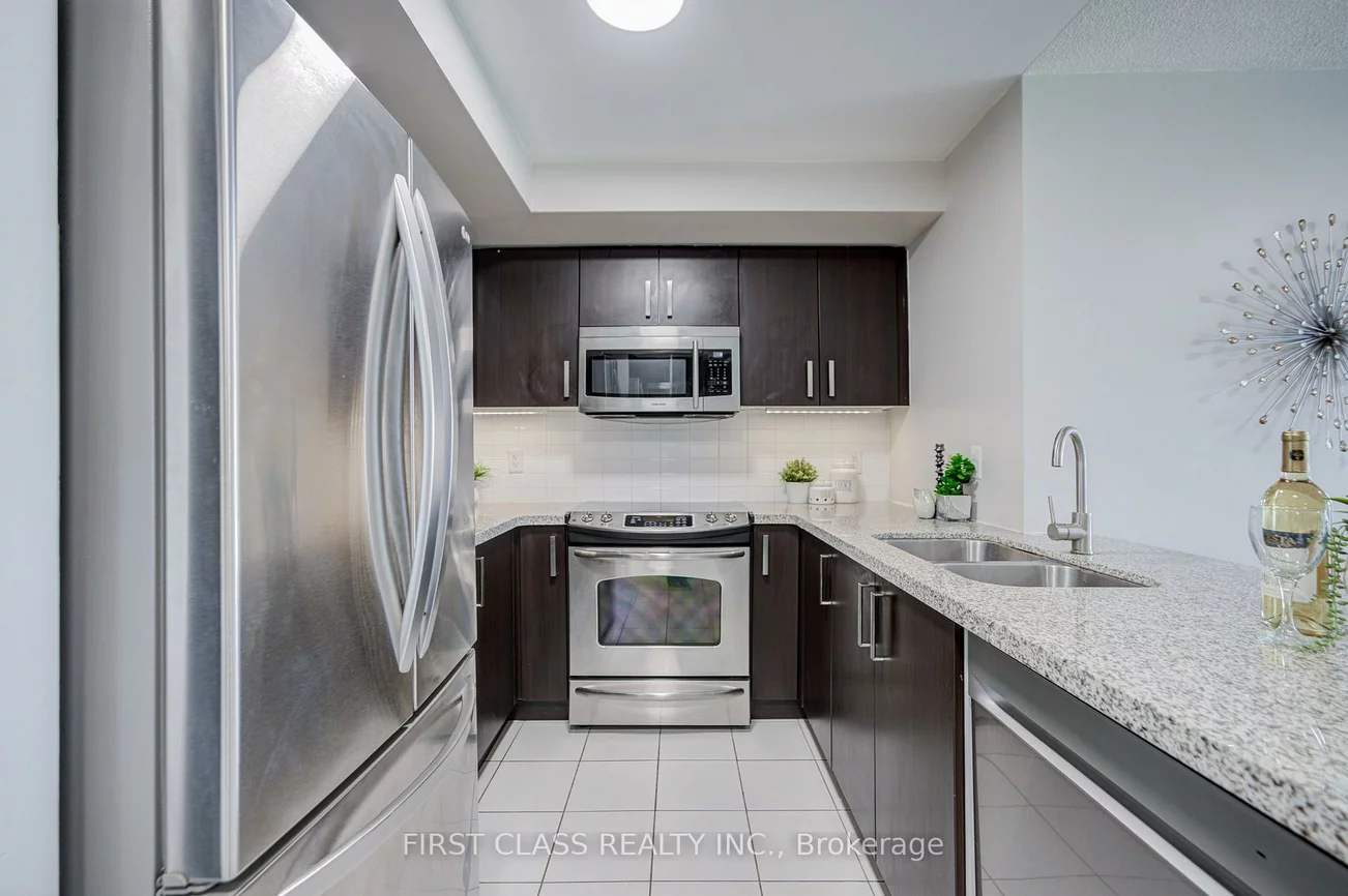 17, Anndale, Willowdale East, Toronto
