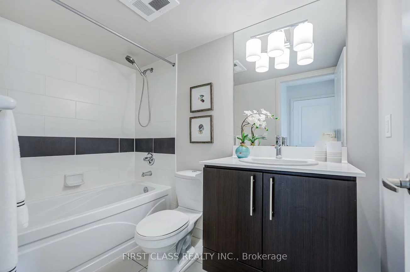 17, Anndale, Willowdale East, Toronto