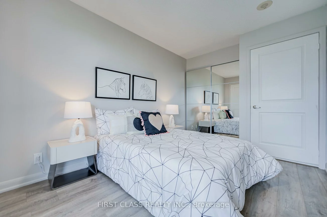 17, Anndale, Willowdale East, Toronto