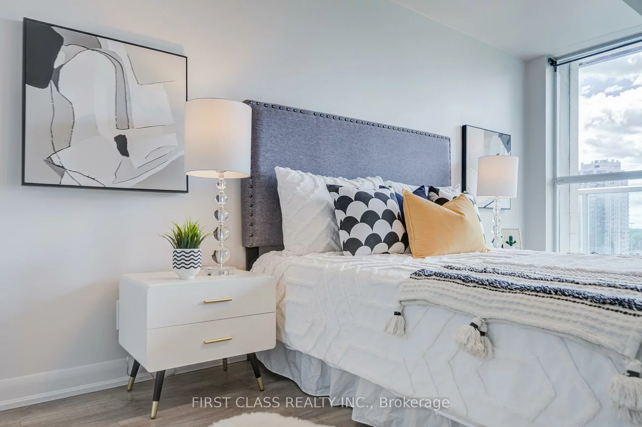17, Anndale, Willowdale East, Toronto