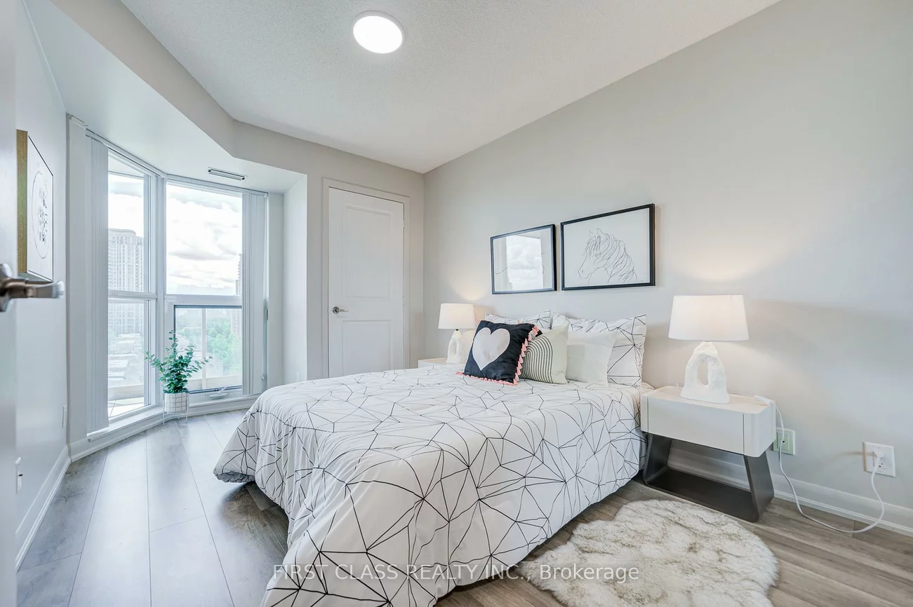 17, Anndale, Willowdale East, Toronto