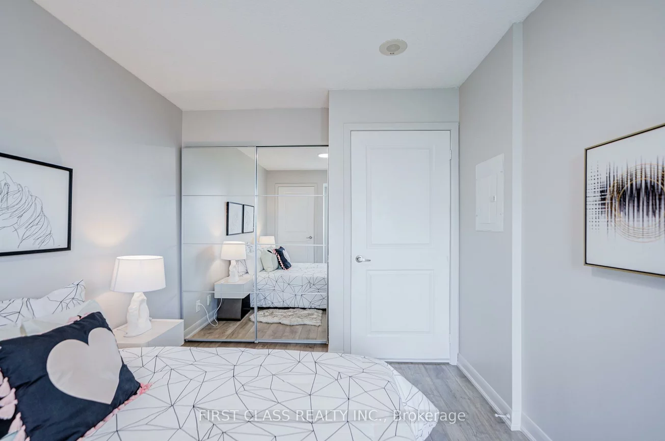 17, Anndale, Willowdale East, Toronto