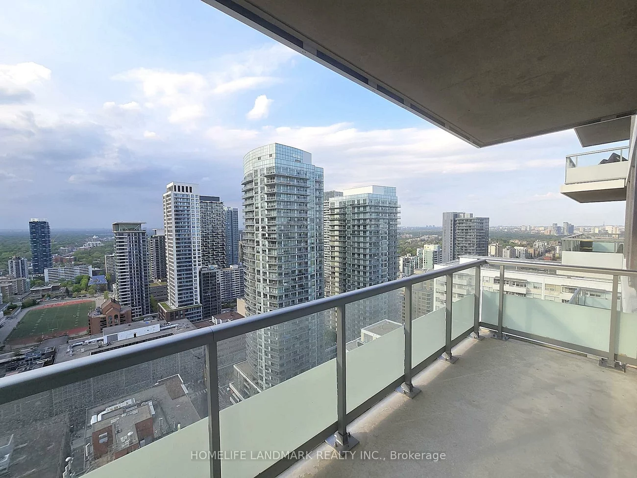 50, Dunfield, Mount Pleasant West, Toronto