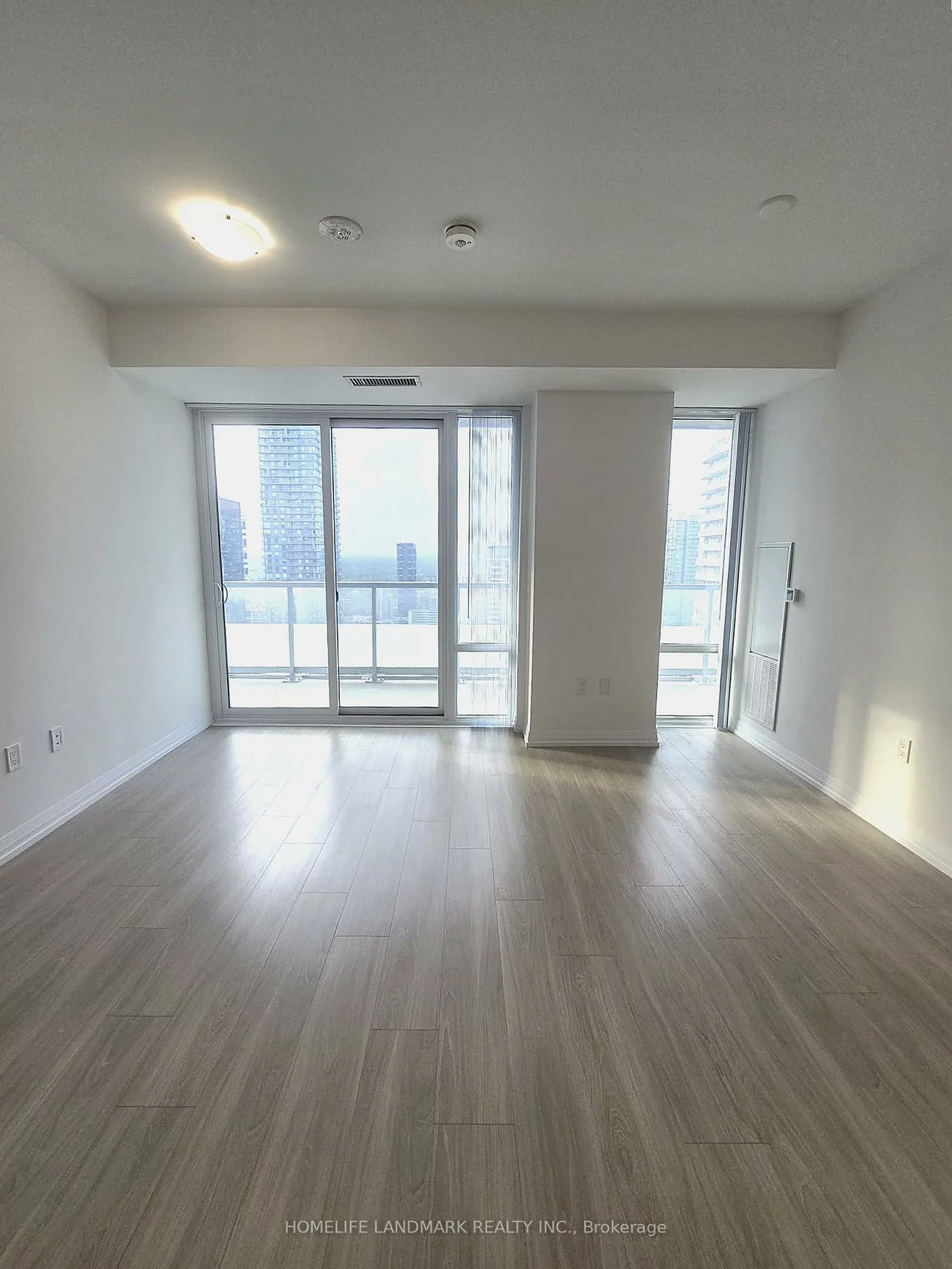 50, Dunfield, Mount Pleasant West, Toronto