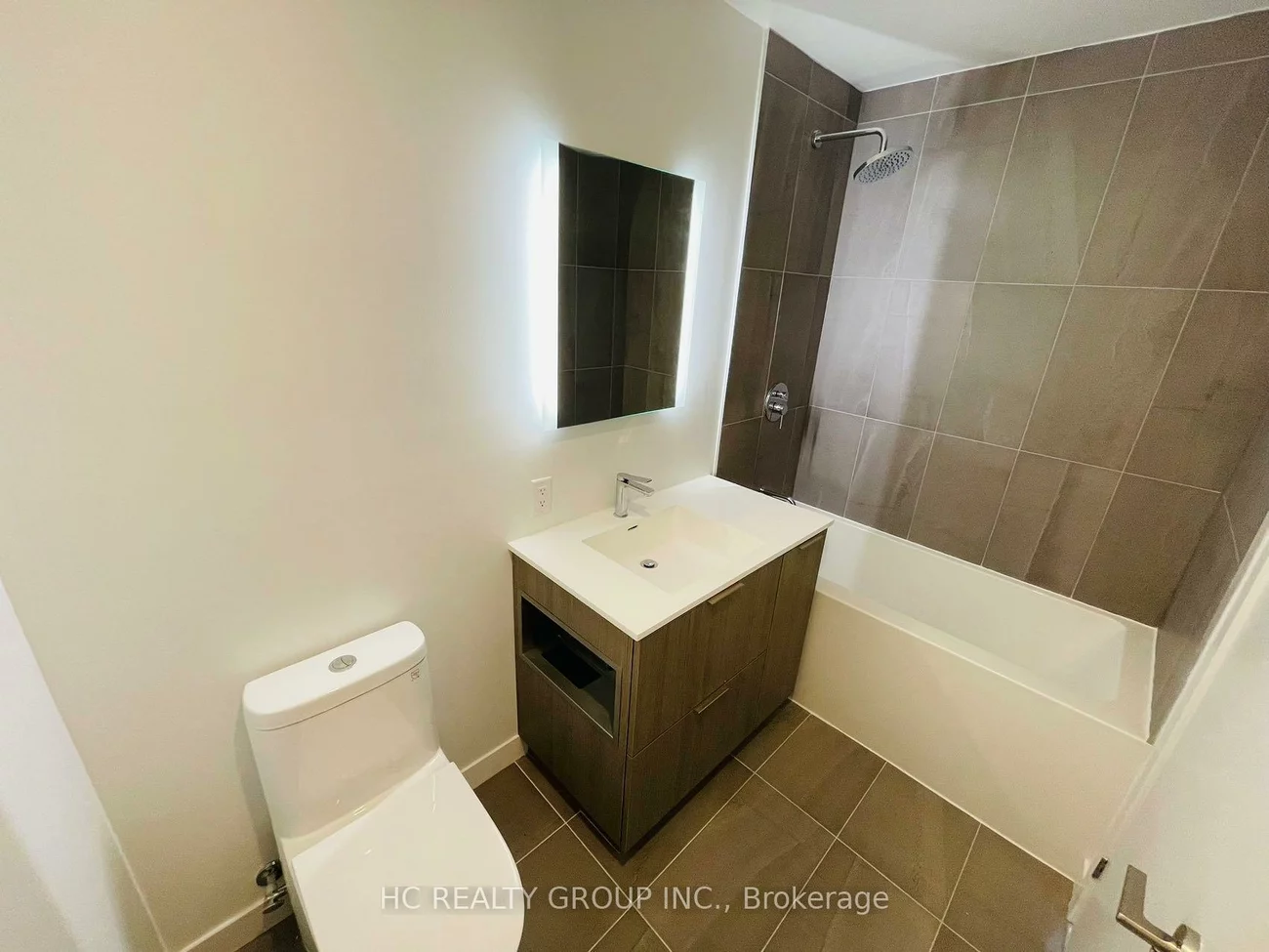 185, Alberta, Oakwood Village, Toronto