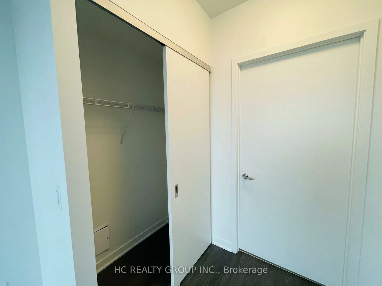 185, Alberta, Oakwood Village, Toronto