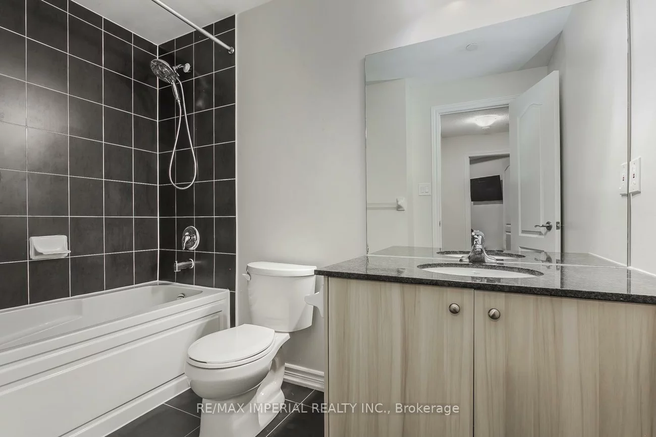 39, Drewry, Newtonbrook West, Toronto