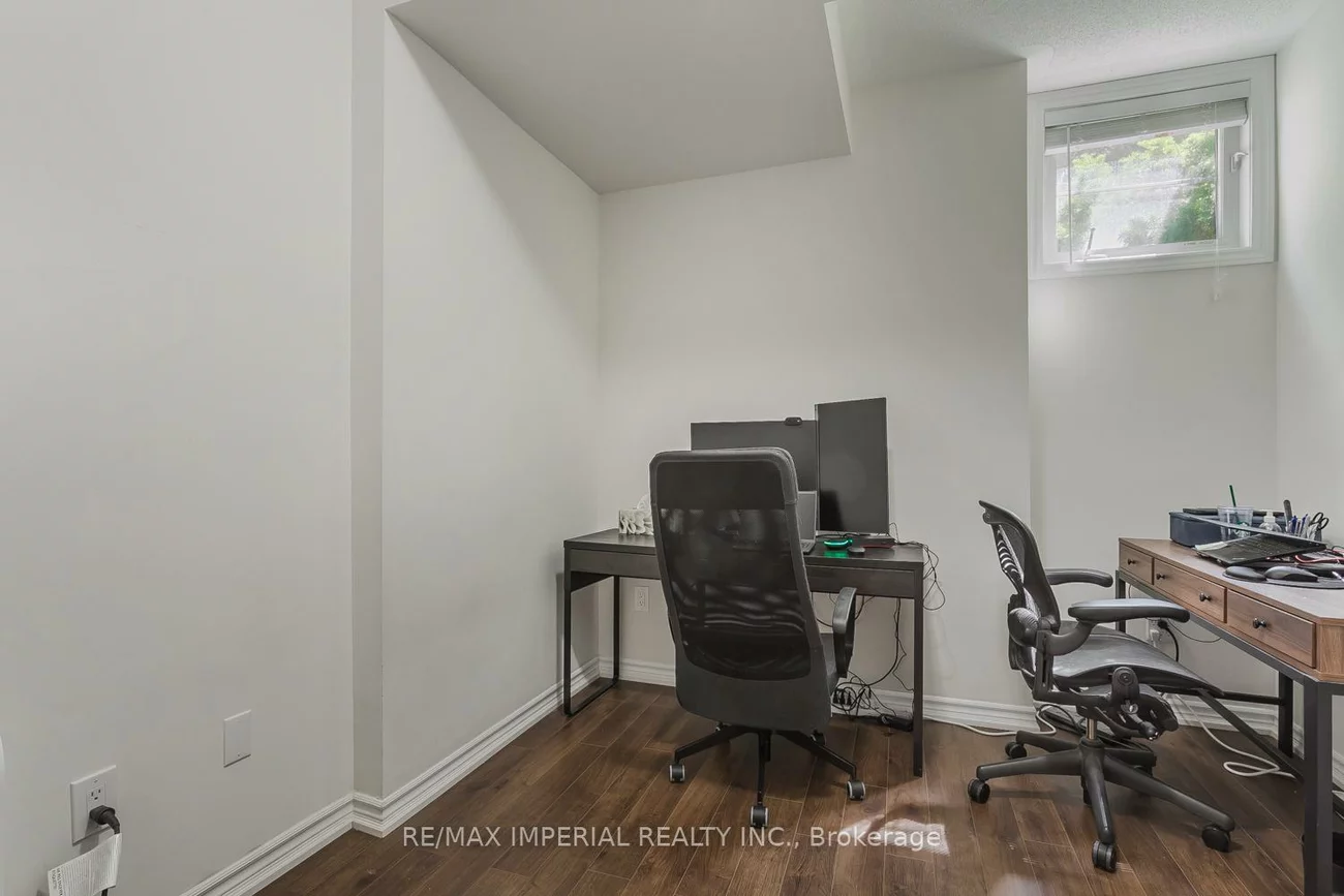 39, Drewry, Newtonbrook West, Toronto