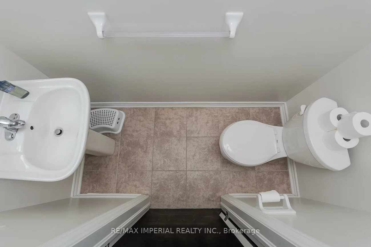 39, Drewry, Newtonbrook West, Toronto