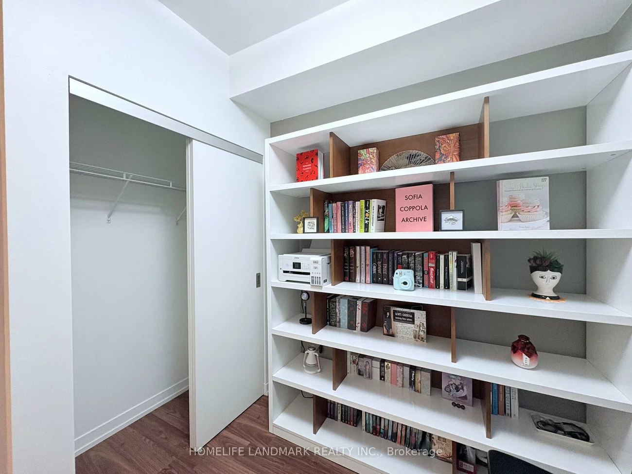 98, Lillian, Mount Pleasant West, Toronto