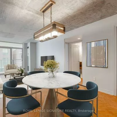 30, Hayden, Church-Yonge Corridor, Toronto