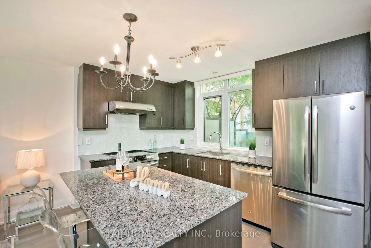 26, Churchill, Willowdale West, Toronto