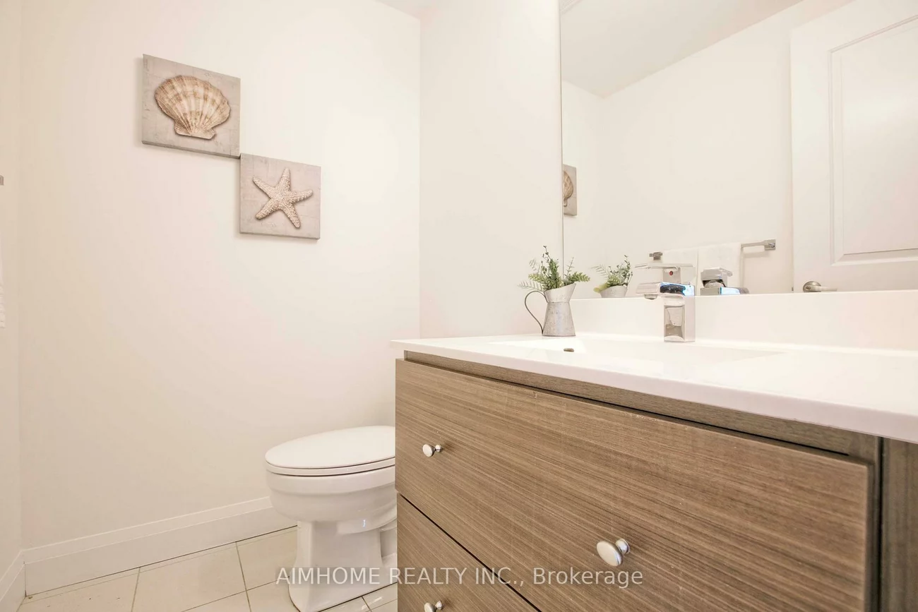 26, Churchill, Willowdale West, Toronto