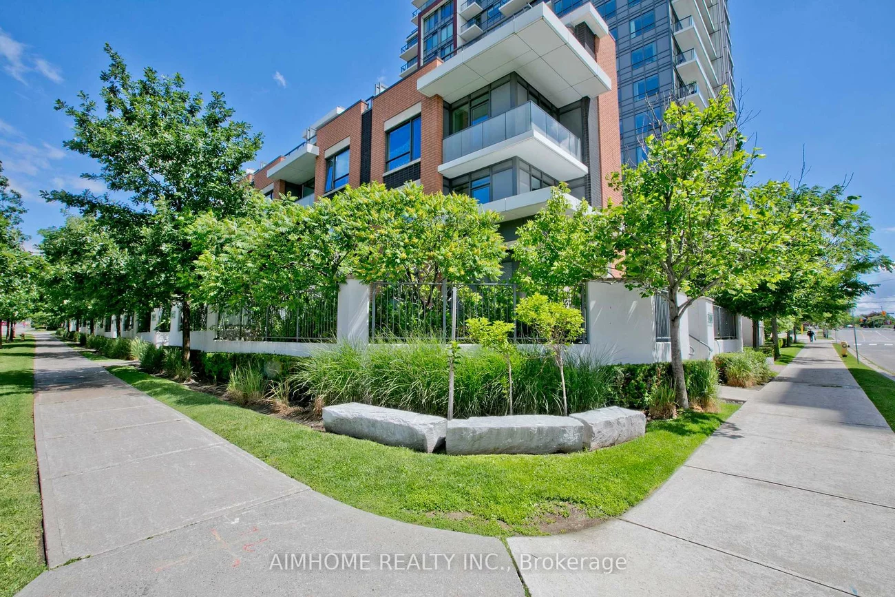 26, Churchill, Willowdale West, Toronto
