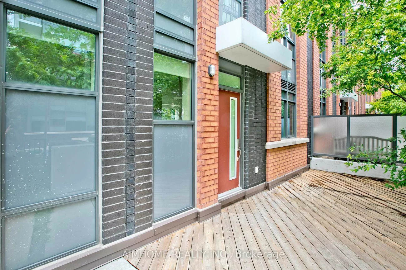 26, Churchill, Willowdale West, Toronto