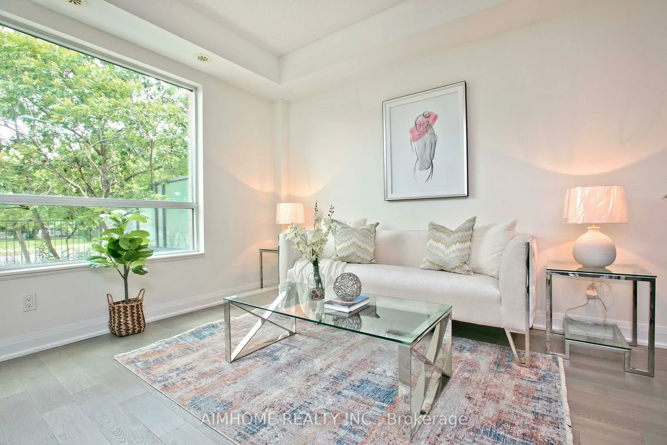 26, Churchill, Willowdale West, Toronto