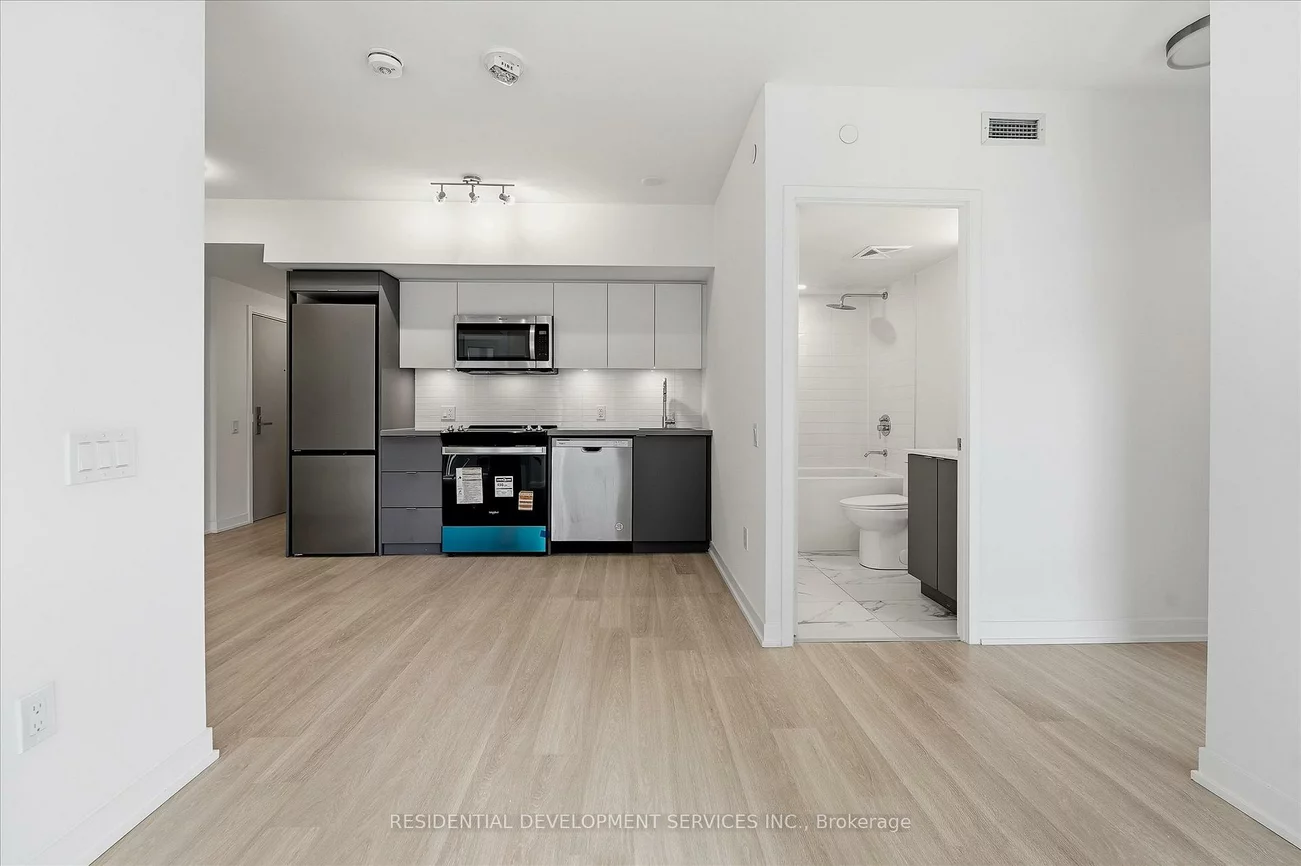 500, Wilson, Clanton Park, Toronto