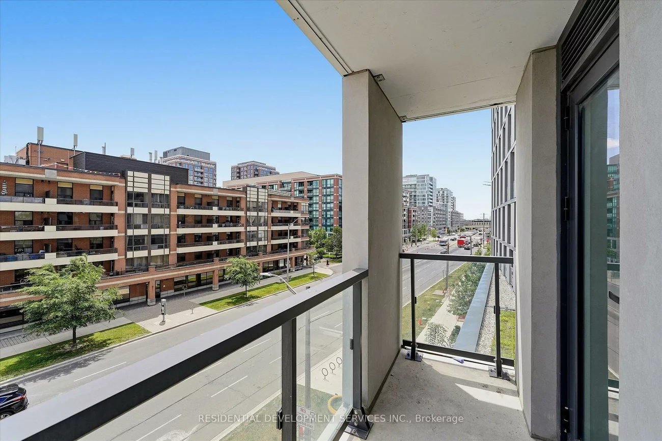 500, Wilson, Clanton Park, Toronto