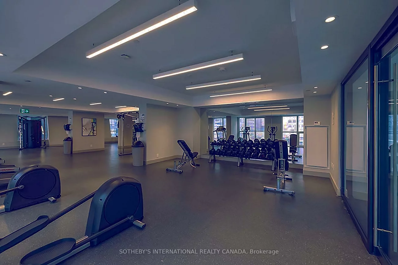 99, John, Waterfront Communities C1, Toronto