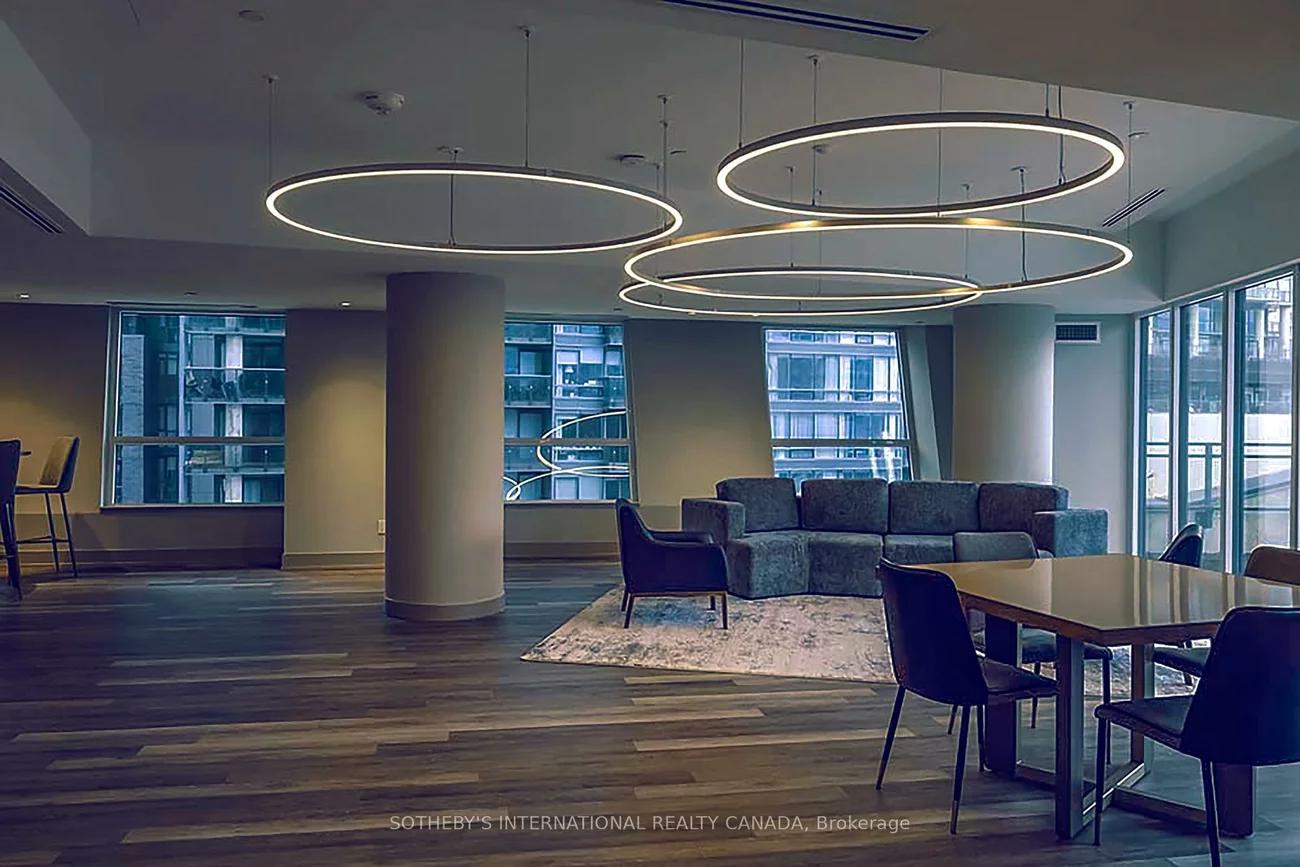 99, John, Waterfront Communities C1, Toronto