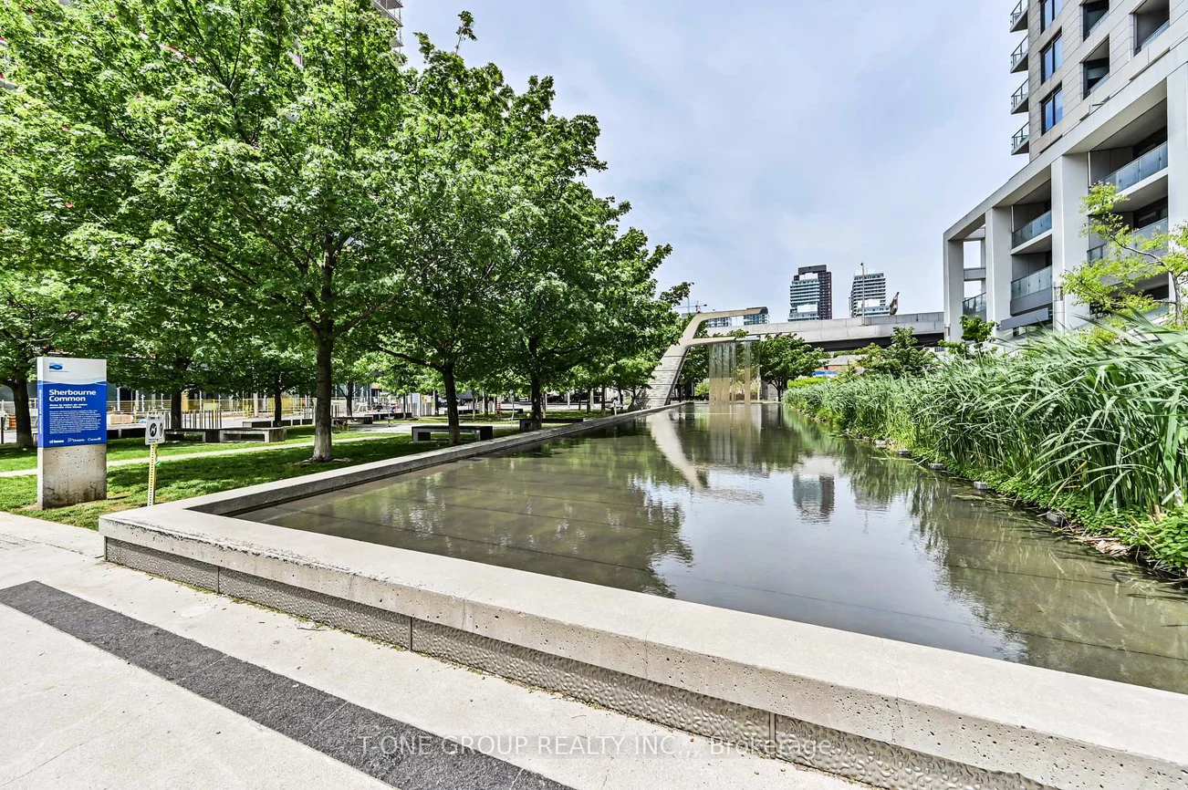 16, Bonnycastle, Waterfront Communities C8, Toronto