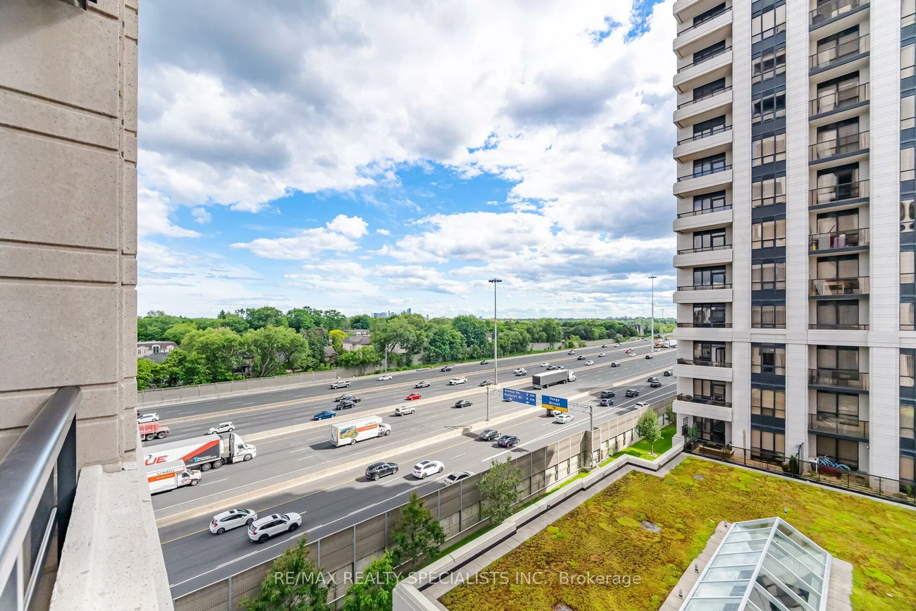 100, Harrison Garden, Willowdale East, Toronto