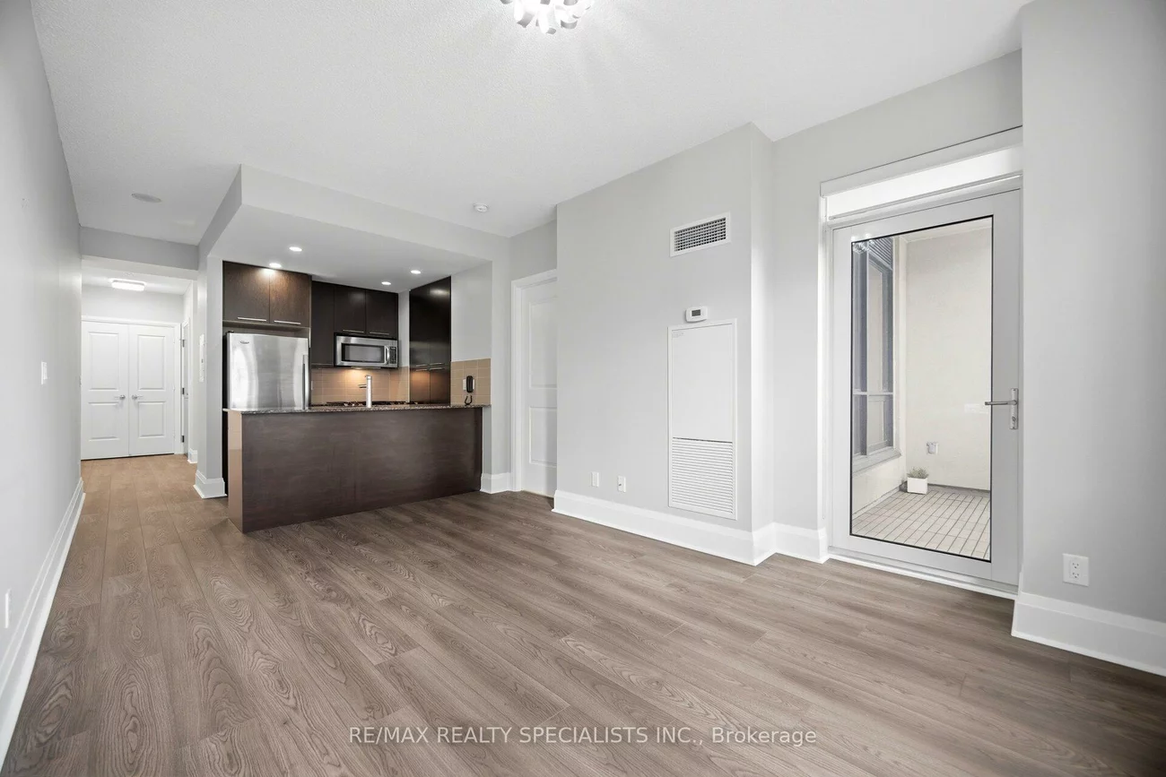 100, Harrison Garden, Willowdale East, Toronto