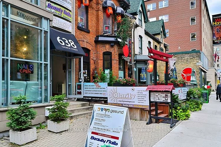 88, Charles, Church-Yonge Corridor, Toronto