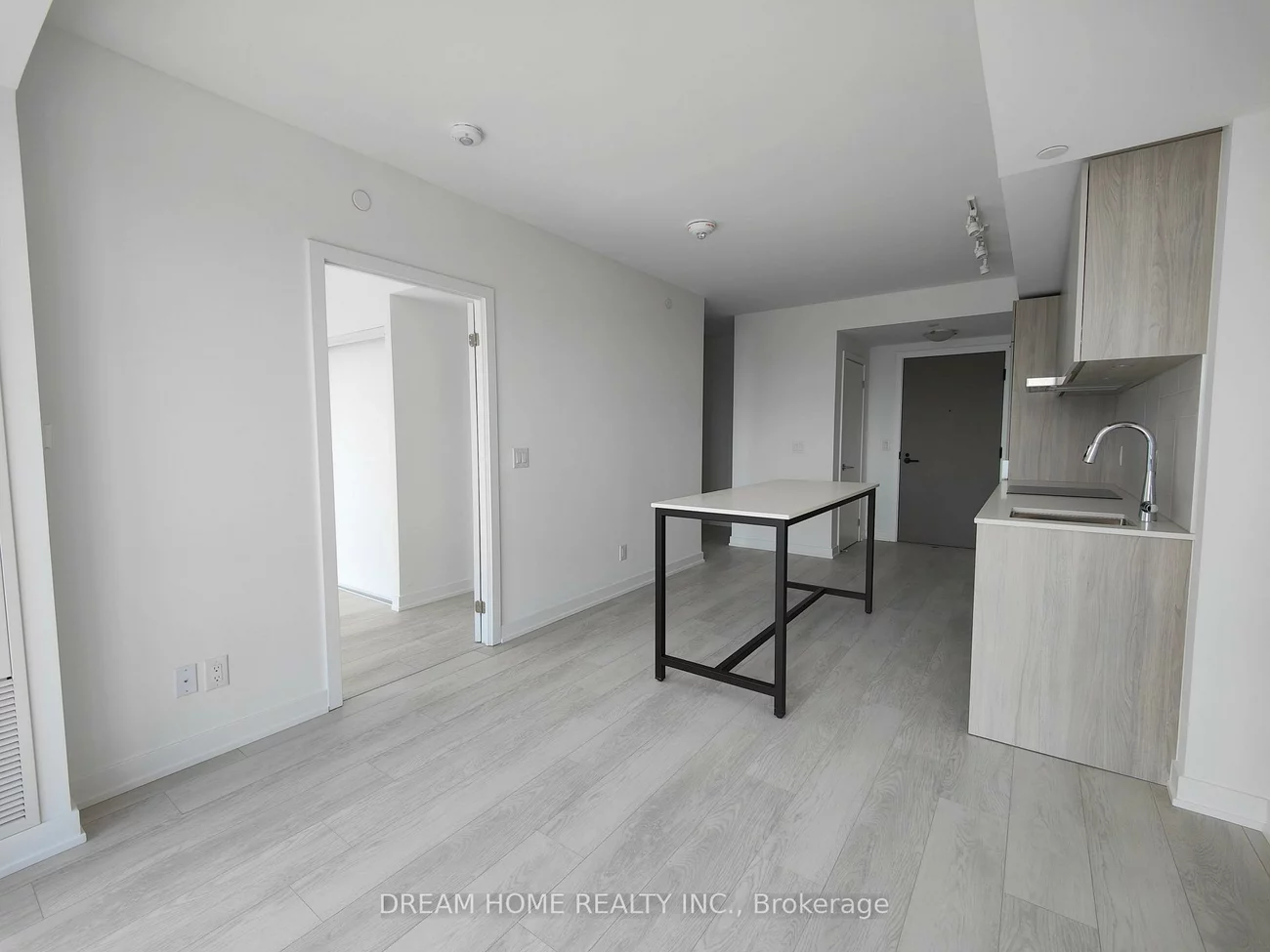 47, Mutual, Church-Yonge Corridor, Toronto