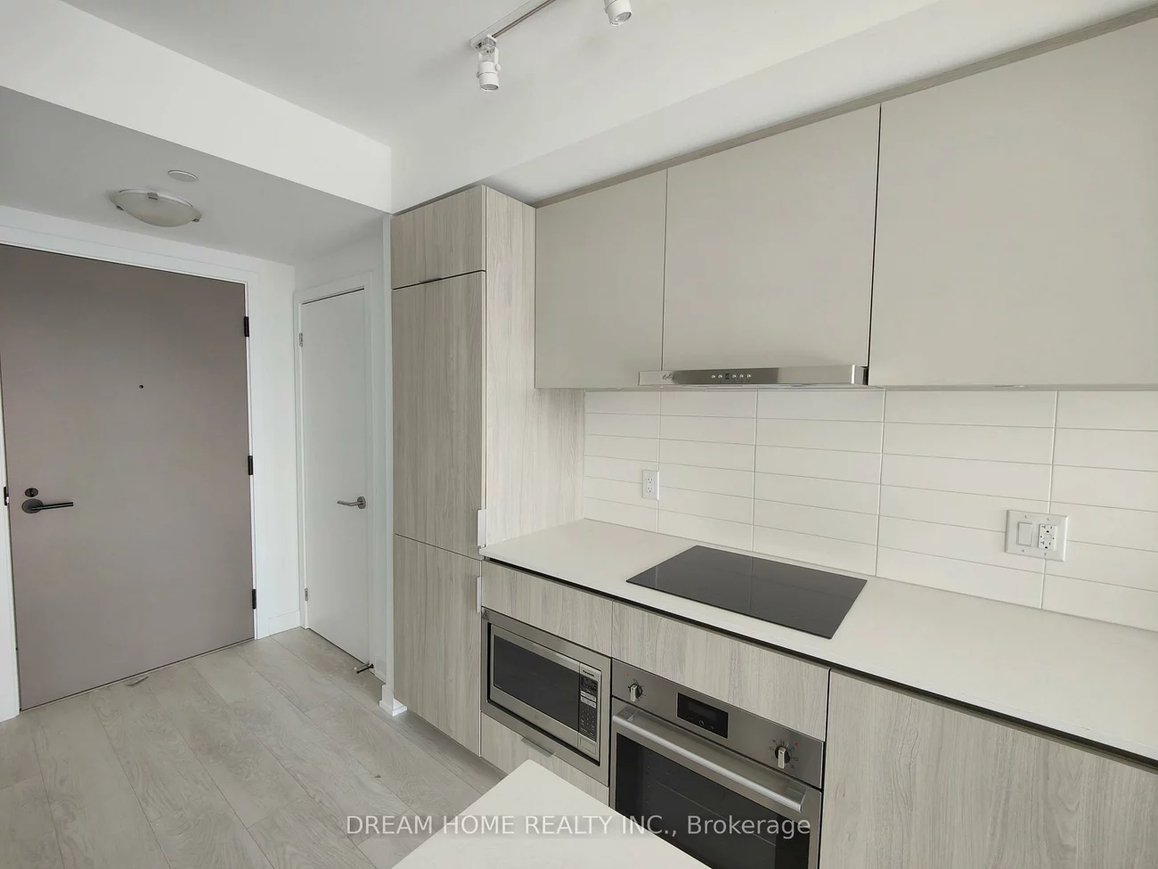 47, Mutual, Church-Yonge Corridor, Toronto