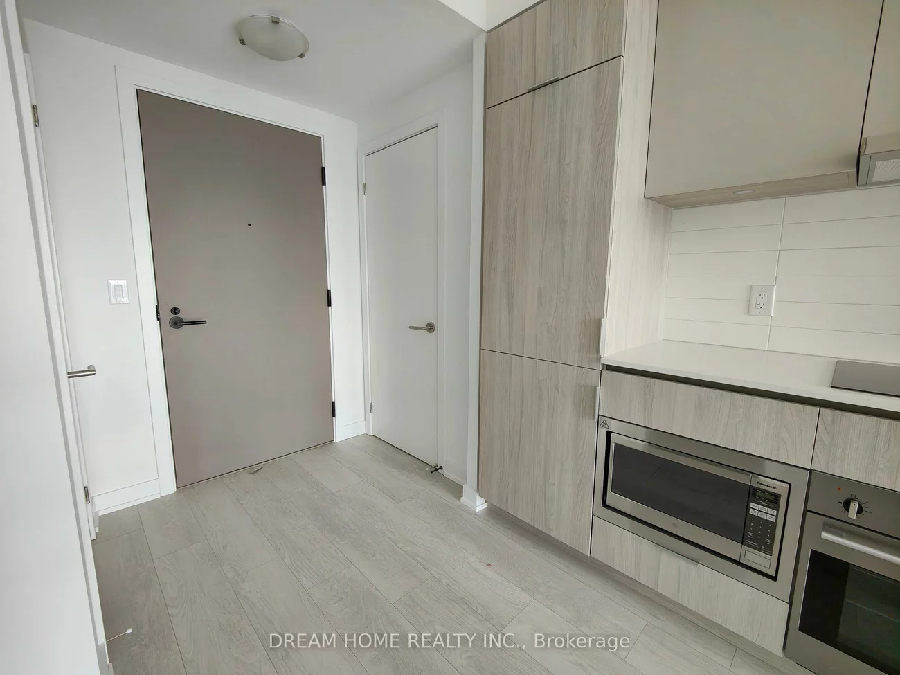 47, Mutual, Church-Yonge Corridor, Toronto
