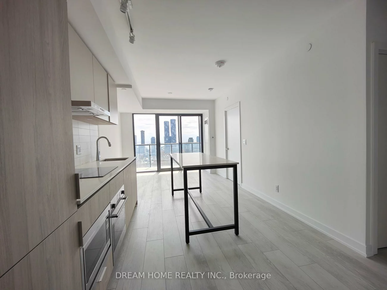 47, Mutual, Church-Yonge Corridor, Toronto