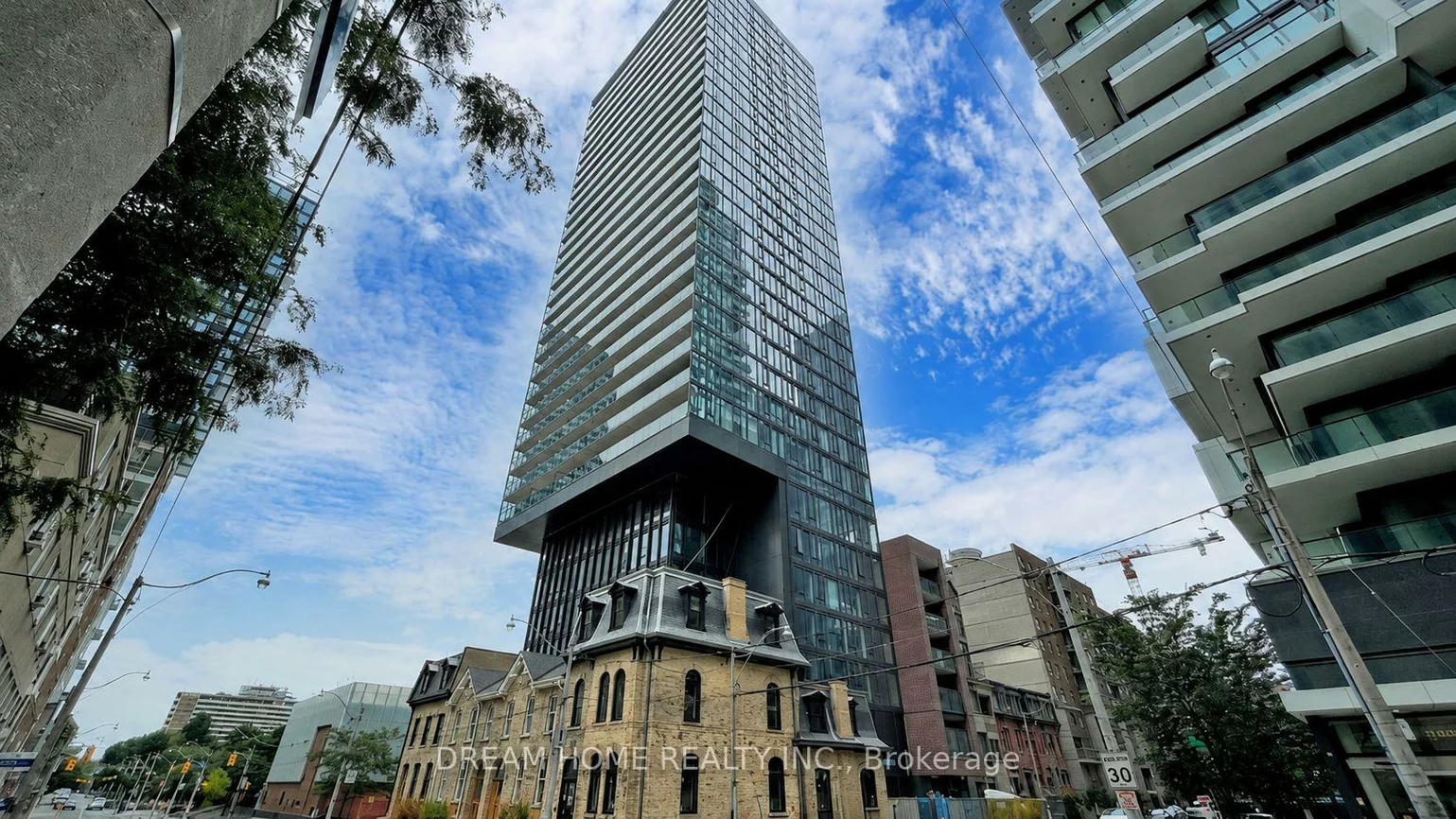 47, Mutual, Church-Yonge Corridor, Toronto