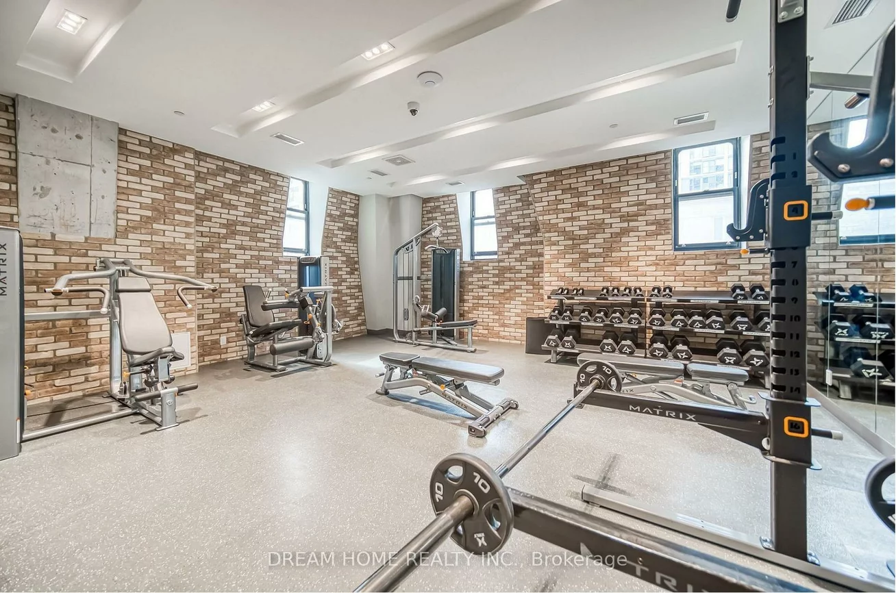 47, Mutual, Church-Yonge Corridor, Toronto