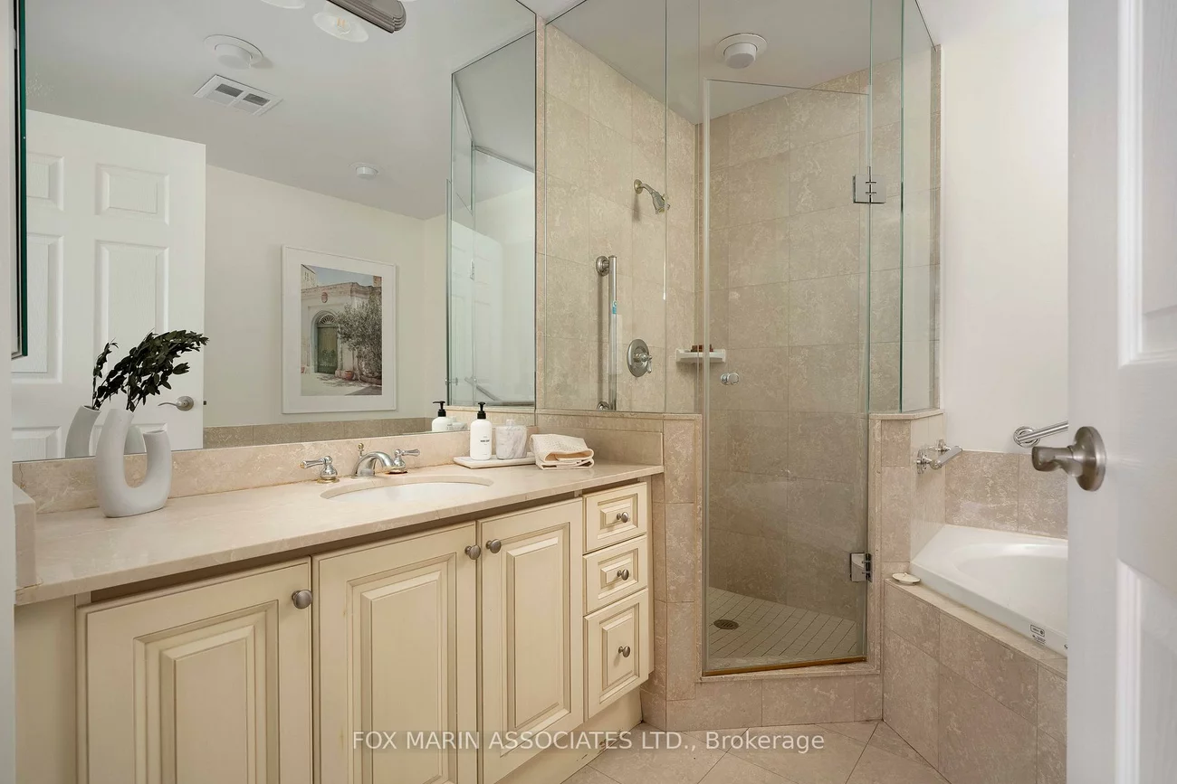 78, Harrison Garden, Willowdale East, Toronto