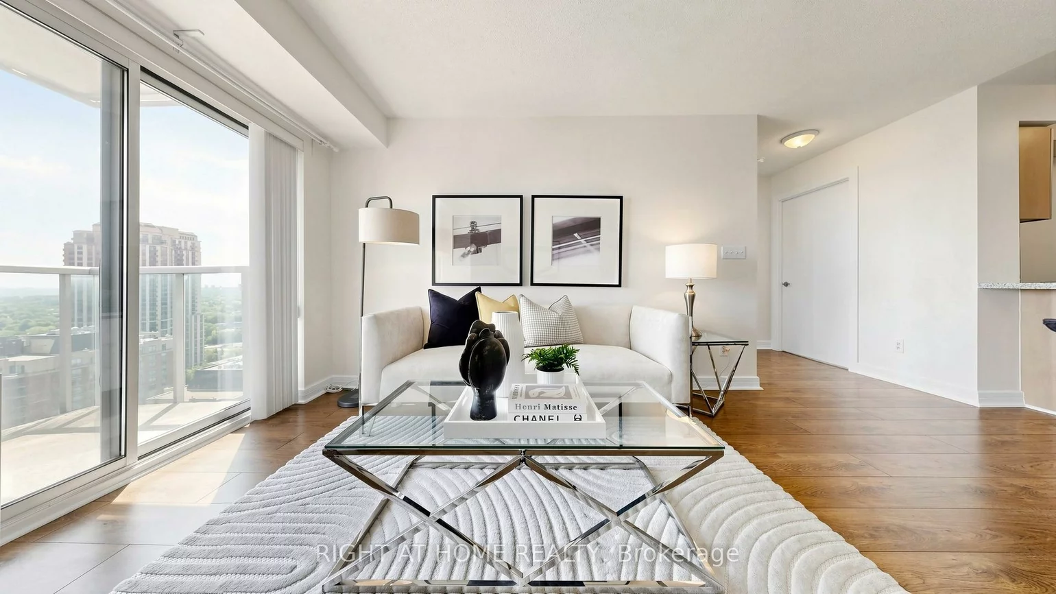 18, Harrison Garden, Willowdale East, Toronto