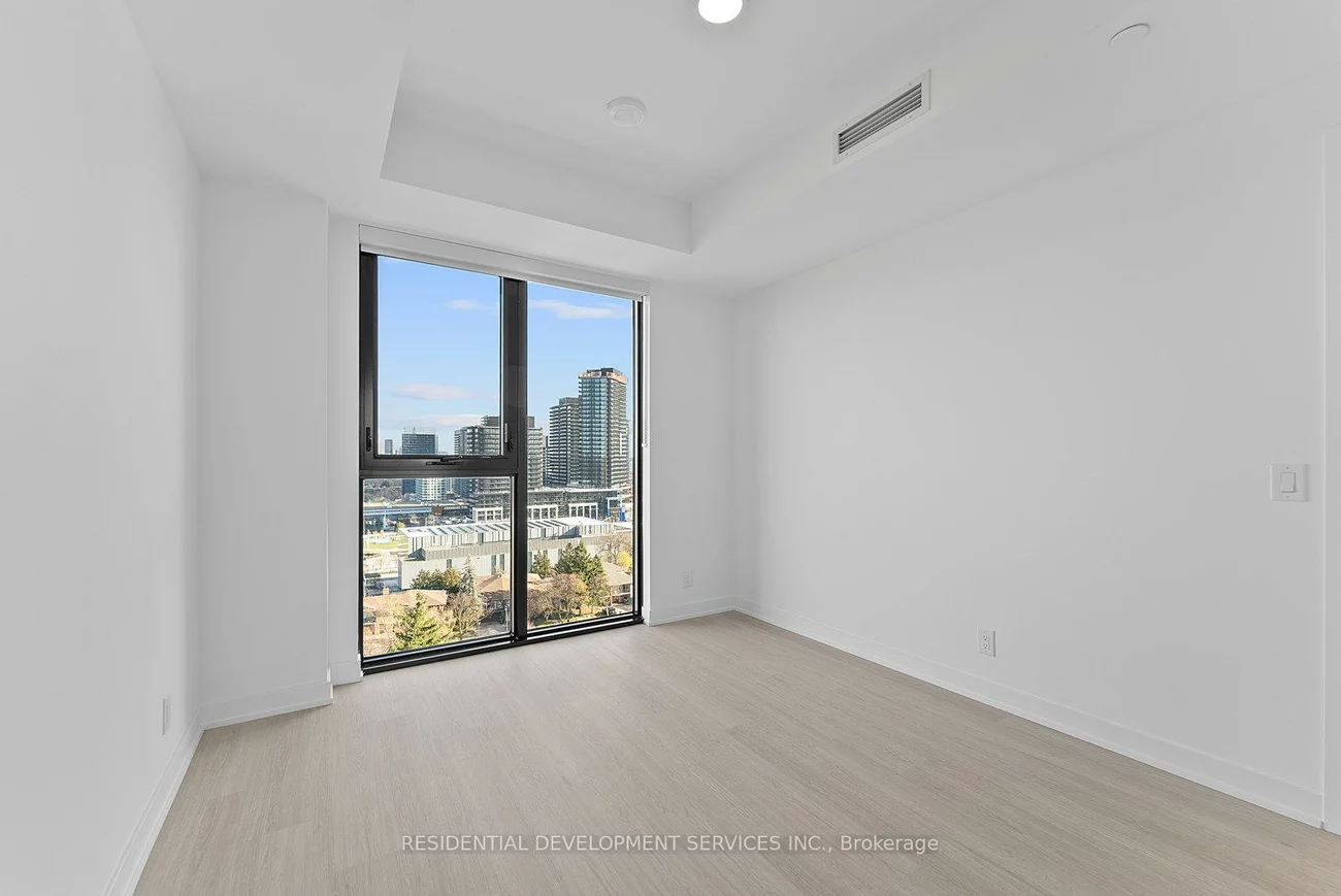 699, Sheppard, Bayview Village, Toronto