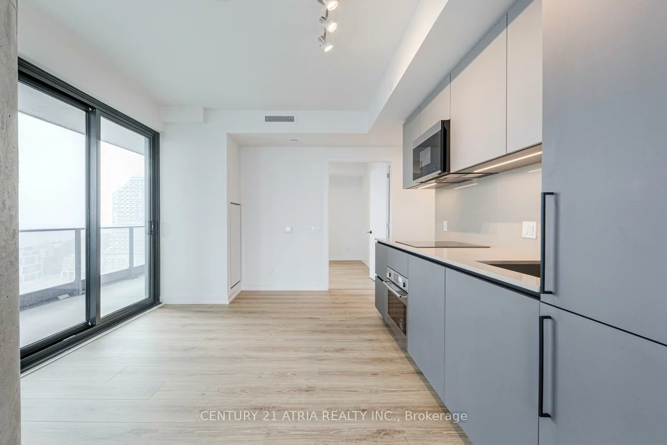 35, Parliament, Waterfront Communities C8, Toronto
