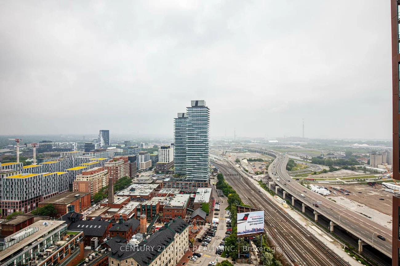 35, Parliament, Waterfront Communities C8, Toronto