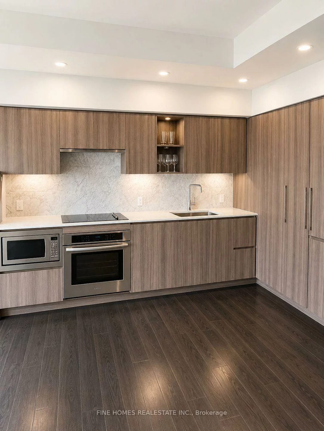 17, Bathurst, Waterfront Communities C1, Toronto