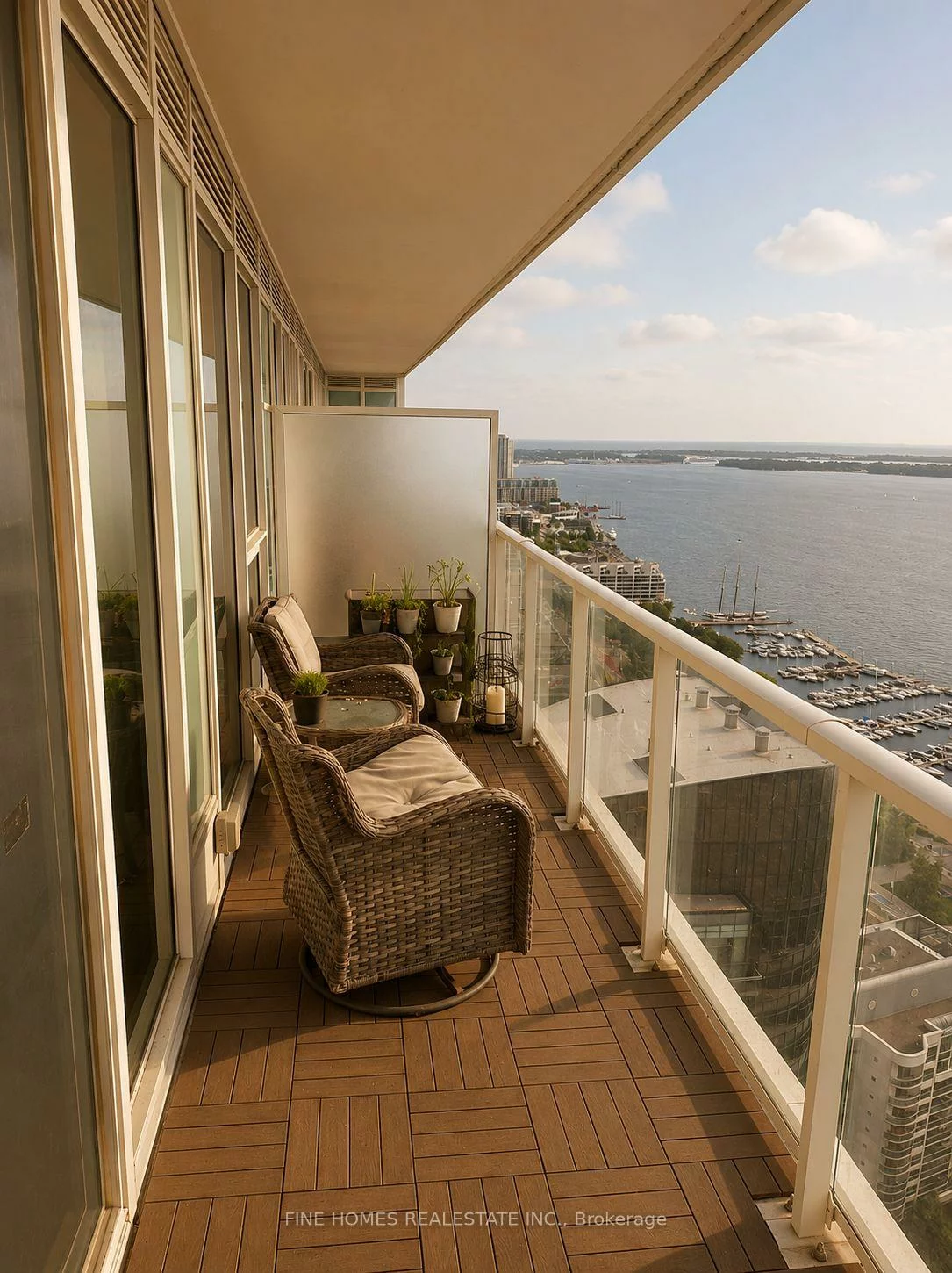 17, Bathurst, Waterfront Communities C1, Toronto
