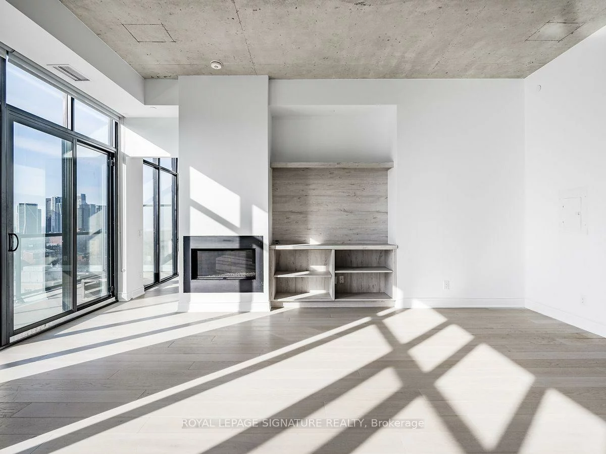 608, Richmond, Waterfront Communities C1, Toronto